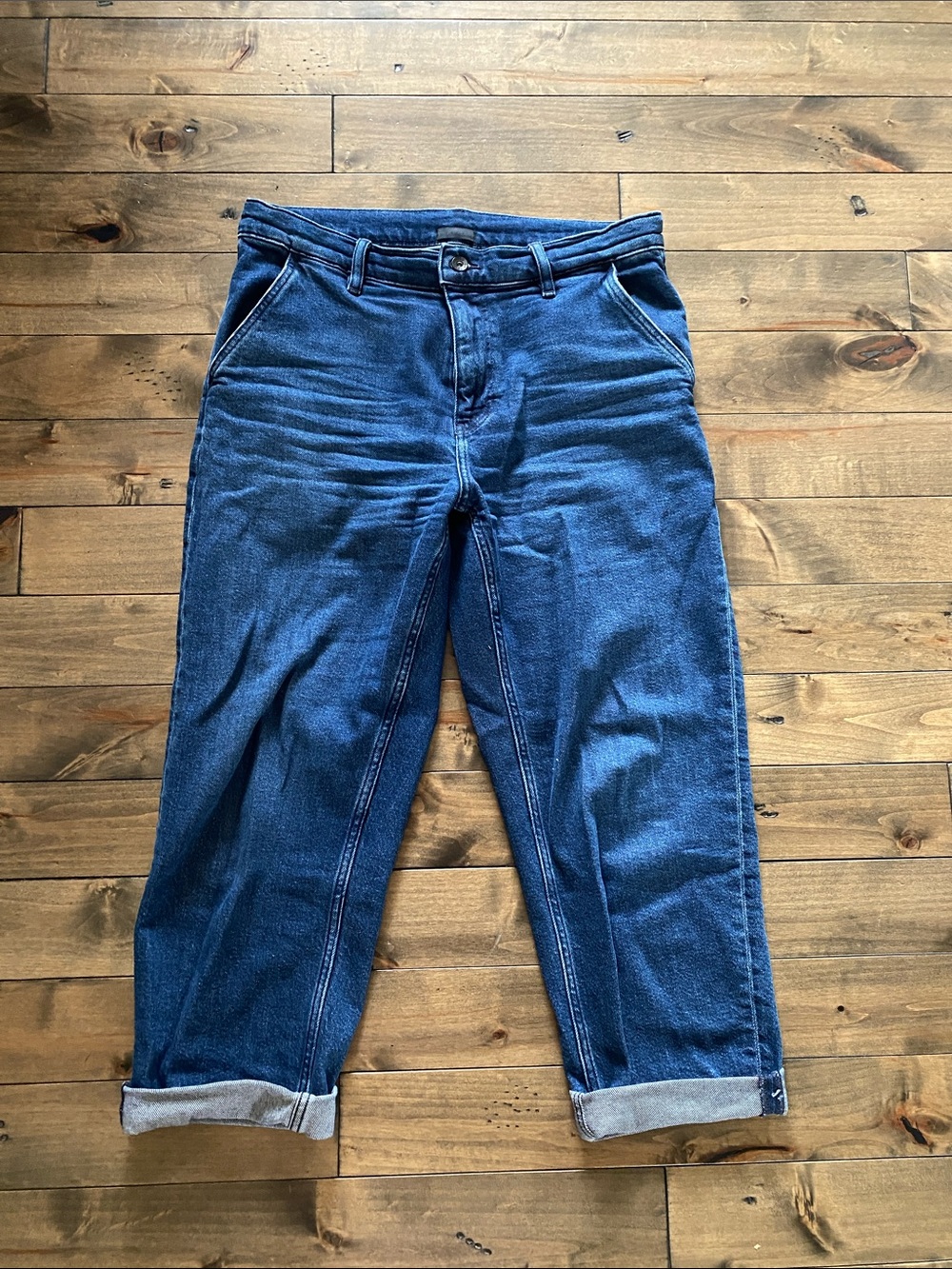 Uniqlo Men's Relaxed Dark Blue Jeans